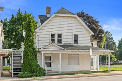 229 W Main St, Waterford, WI 53185