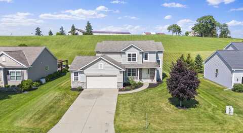 N8263 Woody Ln, Ixonia, WI 53036