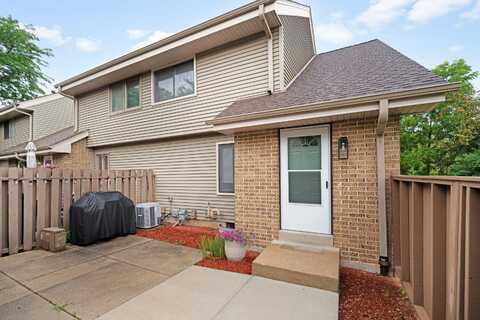 4826 S 19th St, Milwaukee, WI 53221
