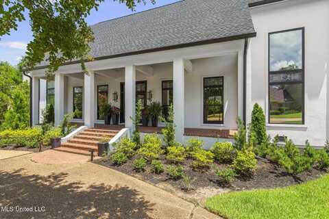9 Glen Eagles Drive, Jackson, MS 39211