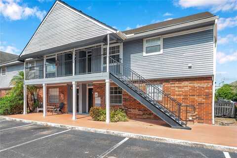 200 COUNTRY CLUB DRIVE, LARGO, FL 33771