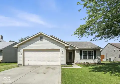 914 Washington Cove Lane, Indianapolis, IN 46229