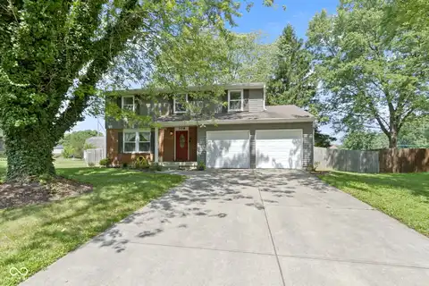 706 Shady Creek Drive, Greenwood, IN 46142