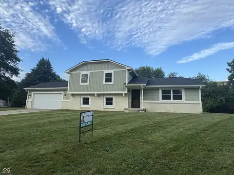 439 Pleasantview Drive, Greenwood, IN 46142