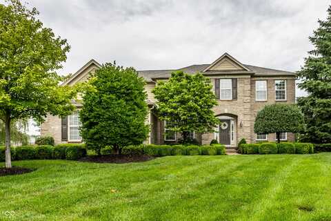 9207 Rocky Cay Court, Zionsville, IN 46077