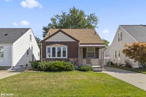 22933 Maxine, Saint Clair Shores, MI 48080