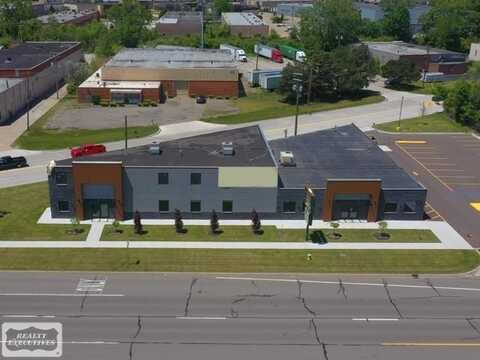 34001 Groesbeck, Roseville, MI 48066