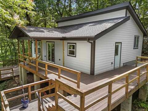 35 Van Horn St., MURPHY, NC 28906
