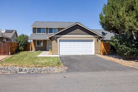 516 SE Ponderosa Drive, Madras, OR 97741
