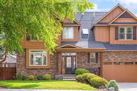 2810 SW 33rd Street, Redmond, OR 97756