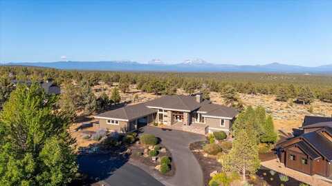 425 Scenic Ridge Court, Redmond, OR 97756