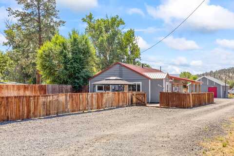 2180 SE Melrose Drive, Prineville, OR 97754
