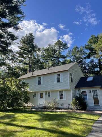 6 John Matthews Road, Southborough, MA 01772