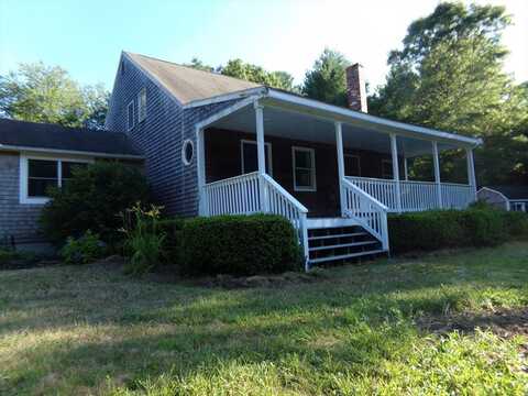 29 Beach St, Middleboro, MA 02346