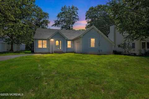 690 Cutter Lane, Manahawkin, NJ 08050