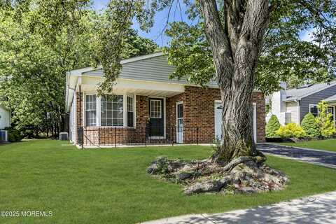 73 Guadalajara Drive, Toms River, NJ 08757