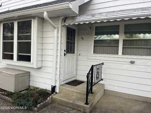 4d Ironsides Drive, Manchester, NJ 08759