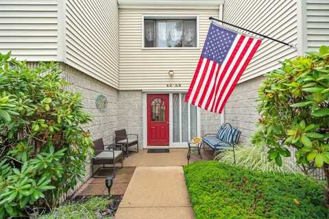 42 Richmond Boulevard, Ronkonkoma, NY 11779