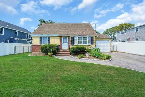 280 Carol Drive, Massapequa Park, NY 11762