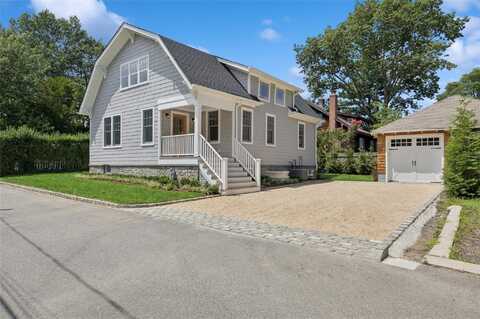 12 Brown Street, Sea Cliff, NY 11579