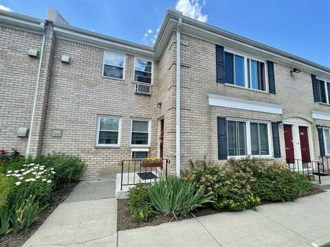 250 BEECHWOOD Avenue, Poughkeepsie, NY 12601