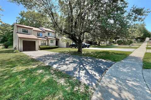 87 Sterling Place, Highland, NY 12528