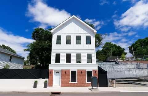 328 columbia Street, Hudson, NY 12534