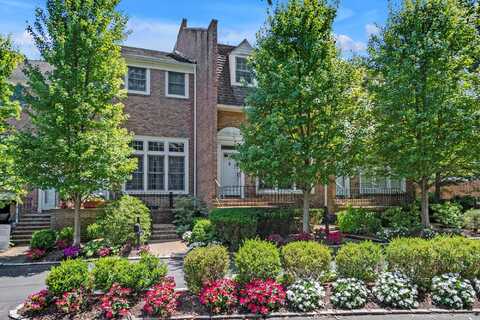 62 Marjorie Court, Manhasset, NY 11030
