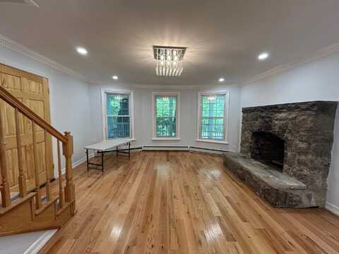 196 Oakland Valley Road, Cuddebackville, NY 12729