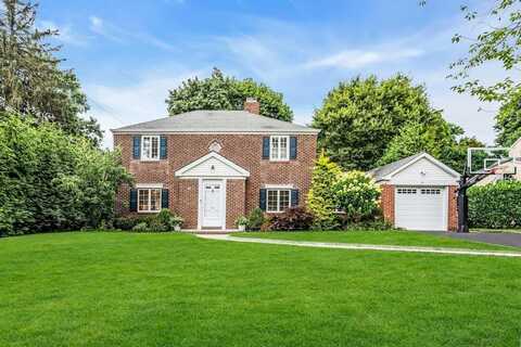 63 Hilltop Drive, Manhasset, NY 11030