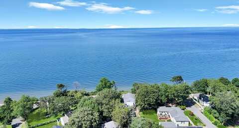 120 Soundview Drive, Rocky Point, NY 11778