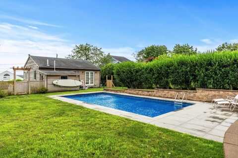 27 Landing Lane, Southampton, NY 11968