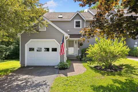 19 Sadler Drive, Brunswick, ME 04011