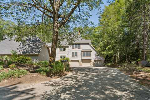 65 Hunter Place, Cape Elizabeth, ME 04107