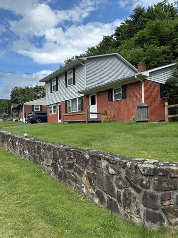 308 Parkdale Street, BLUEFIELD, VA 24605