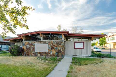 1292 Burns Way, Kalispell, MT 59901