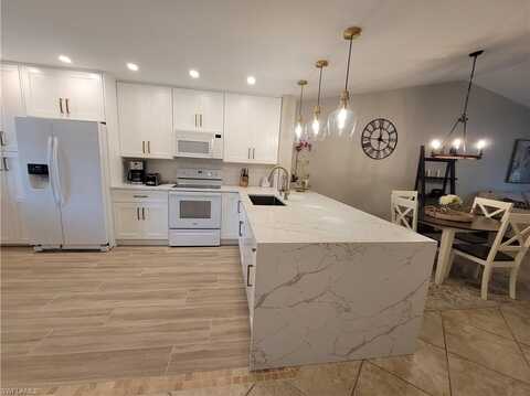 7761 Jewel, NAPLES, FL 34109