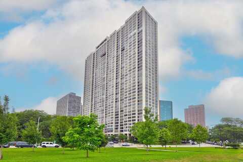 2800 N Lake Shore Drive, Chicago, IL 60657