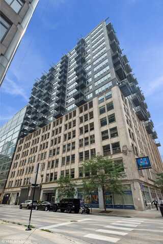 565 W Quincy Street, Chicago, IL 60661