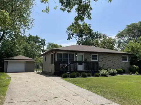 16819 Forest View Drive, Tinley Park, IL 60477