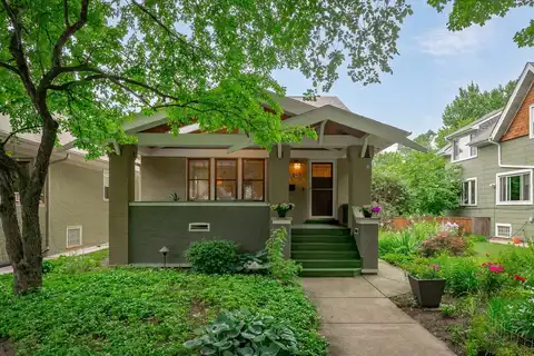 815 Hayes Avenue, Oak Park, IL 60302