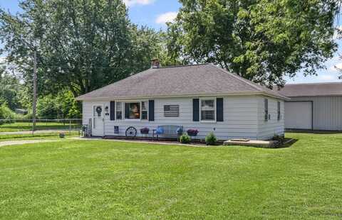 201 W Ash Street, Bondville, IL 61815
