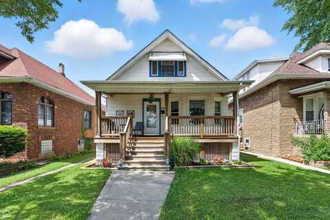 5004 W Fletcher Street, Chicago, IL 60641