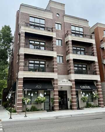 1834 W Foster Avenue, Chicago, IL 60640