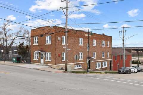 226 E Illinois Street, Lemont, IL 60439