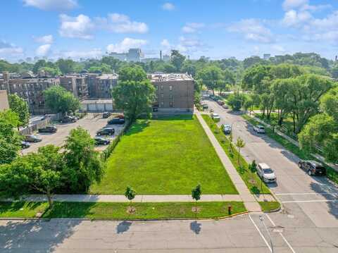 5755 S Calumet Avenue, Chicago, IL 60637