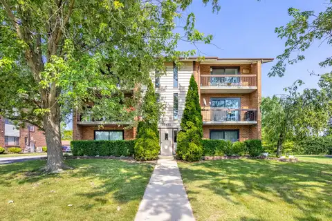 15451 Treetop Drive, Orland Park, IL 60462