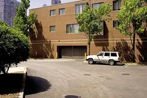 801 S Plymouth Court, Chicago, IL 60605