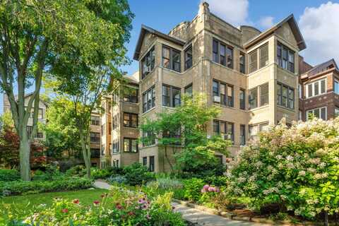 1063 W North Shore Avenue, Chicago, IL 60626
