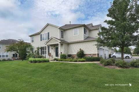 611 S Jade Lane, Round Lake, IL 60073